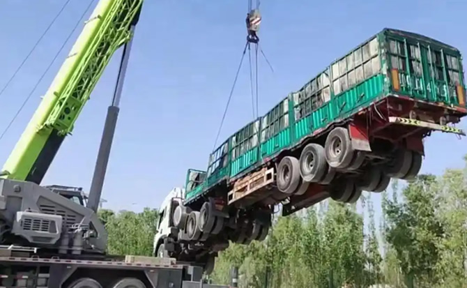 陵水道路脱困救援案例